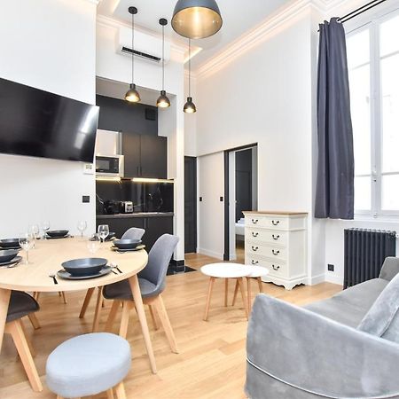 Cosy Apartment - 2Br-7P - Arc De Triomphe ปารีส ภายนอก รูปภาพ